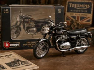 Bburago Triumph Bonneville T120 1:18