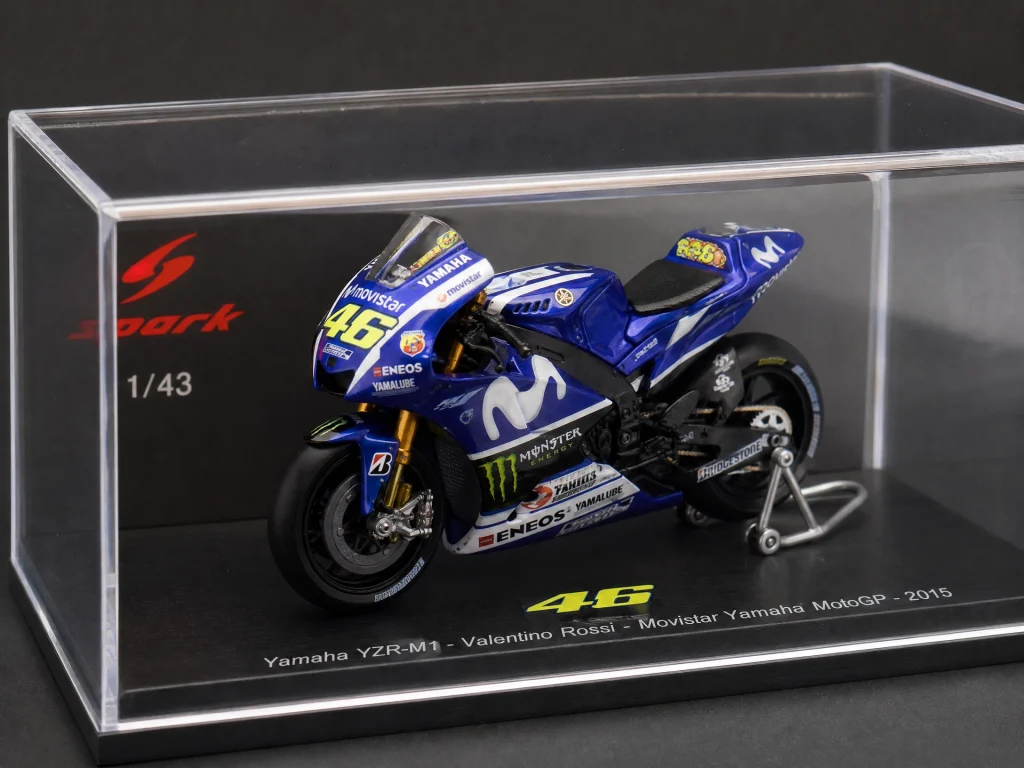 Spark Model Valentino Rossi Yamaha YZR-M1 1:43